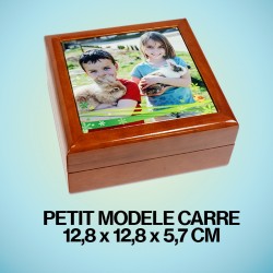 Boîte en bois personnalisée - petit modèle carré